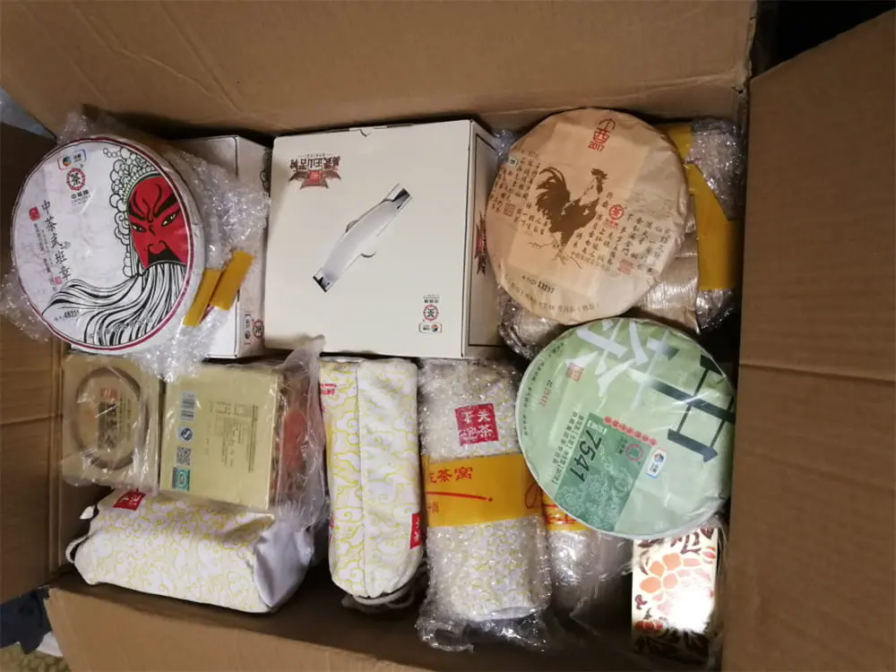 玉溪回收中茶普洱茶2017年生茶熟茶图3